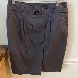 Burberry London gray midi skirt size 12,buttons closure belt pockets pristine